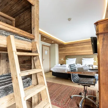Hotel Chamois D'or 3*